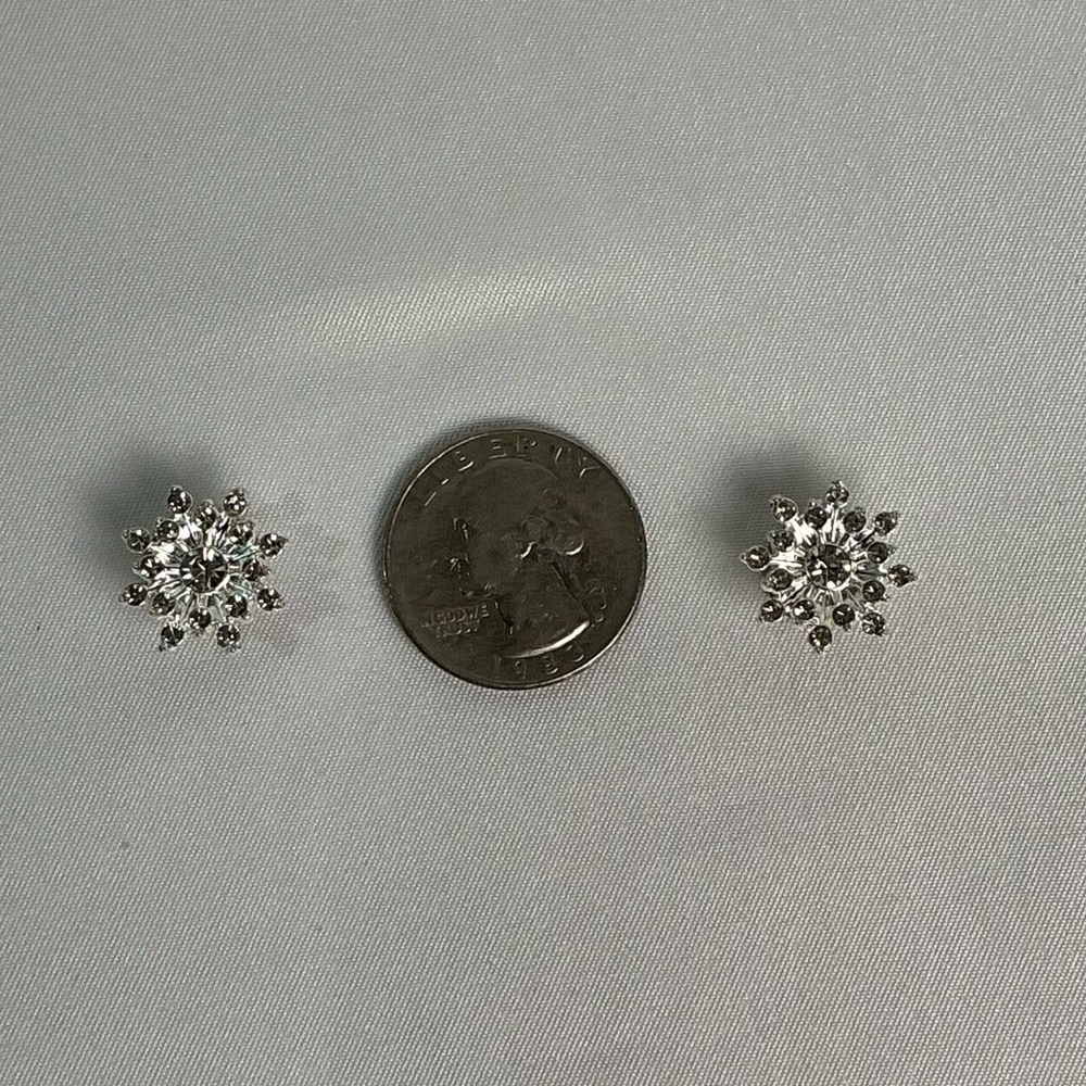2 Silver starburst snowflake Shoe Charms Crocs